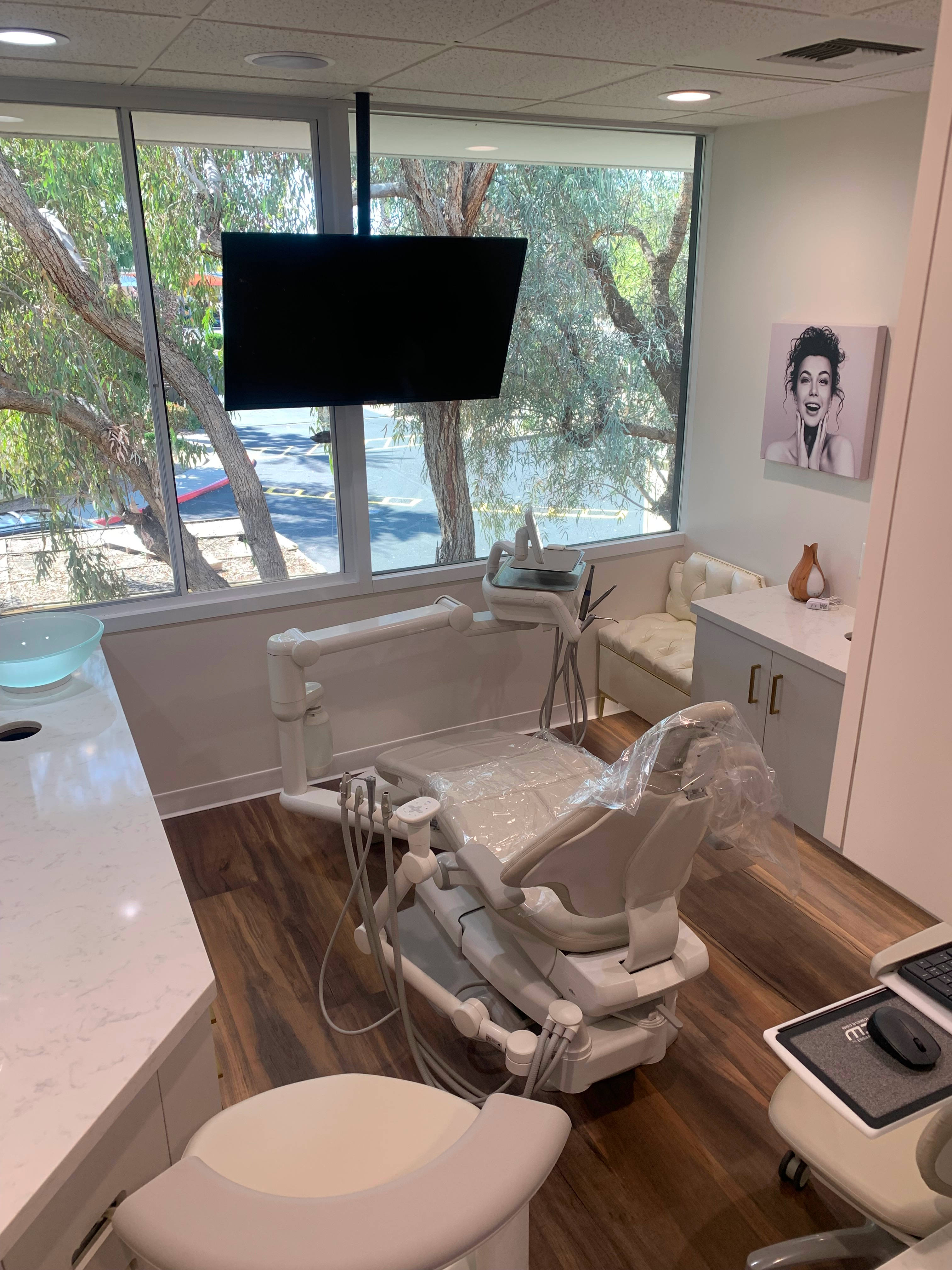 Smile Nuvo — Cone Beam CT 3D imaging